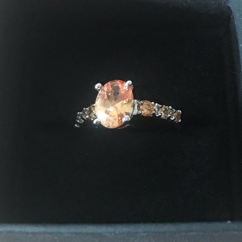 Beautiful ring size 7